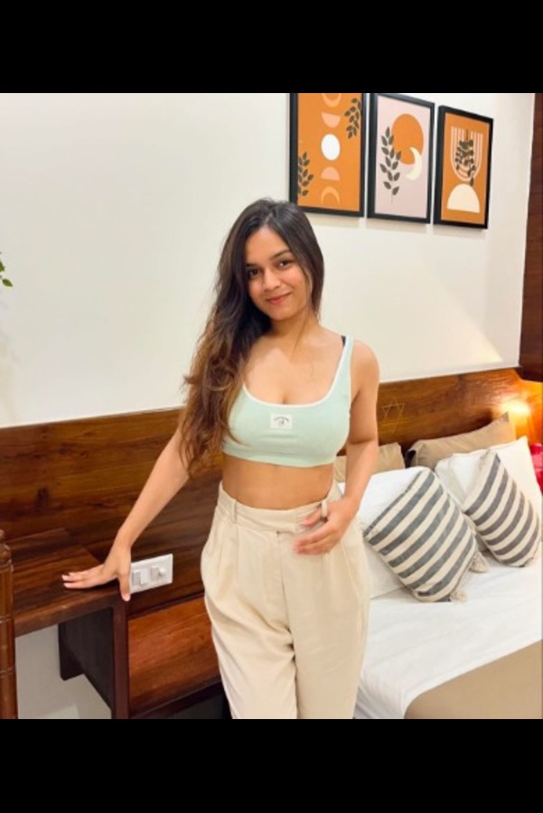  call girls Sarojini Nagar